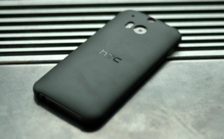 منتظر گوشی پلاستیکی HTC باشید! - تکفارس 