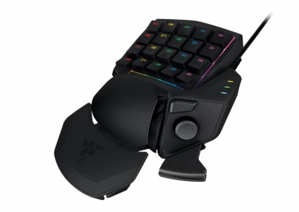 شرکت Razer به صفحه کیبورد و صفحه کلید جدید خود چندین چراغ RGB اضافه خواهد کرد - تکفارس 