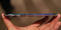 یک نکته مثبت | پیش‌نمایش Samsung Galaxy S6 edge Plus - تکفارس 