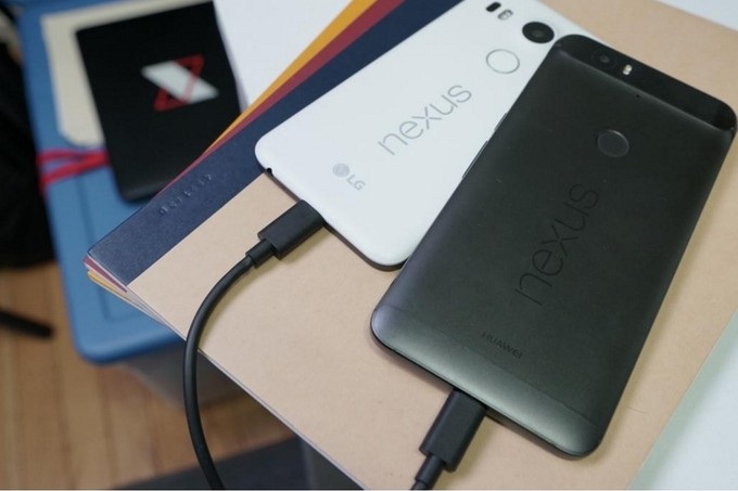 Nexus 6P یا پاوربانک؟ - تکفارس 