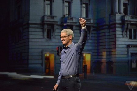 Tim Cook: فروش آیفون کاهش پیدا خواهد کرد - تکفارس 