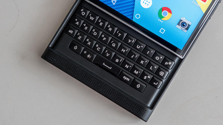 گوشی هوشمند BlackBerry Priv هم اکنون در بیشتر کشور های اروپایی موجود است - تکفارس 