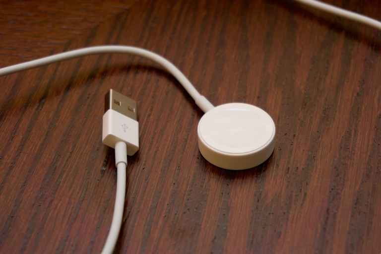 اپل در حال استخدام متخصصین حوزه ی شارژ بی سیم است - تکفارس 
