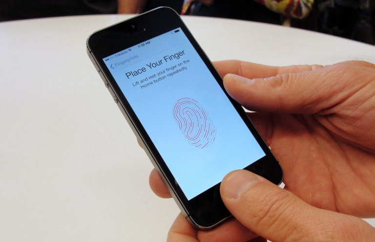 اپل در ساخت ثبت پتنتی برای جلوگیری از دزدی اثر انگشت است - تکفارس 