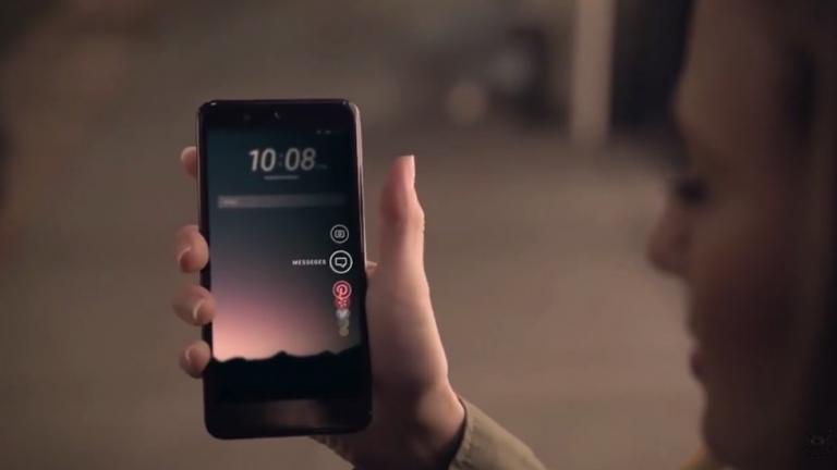 تماشا کنید: آنباکسینگ HTC U11 - تکفارس 