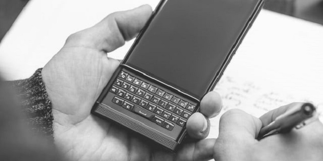 پایان دادخواهی حقوقی شرکت Blackberry از شرکت Blu - تکفارس 