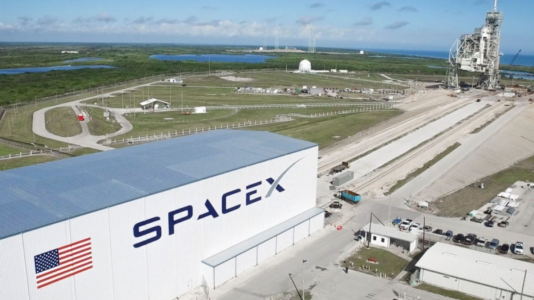 ویدیو؛ فیلم کامل پرتاب موشک Falcon Heavy توسط شرکت SpaceX - تکفارس 