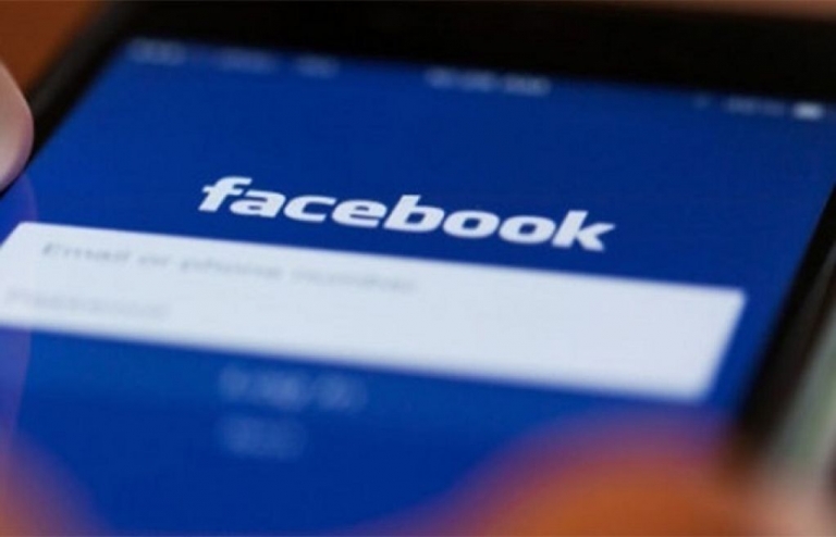 فیس بوک دسترسی به اطلاعاتی که به آن وارد کردید را آسان‌تر کرد! - تکفارس 