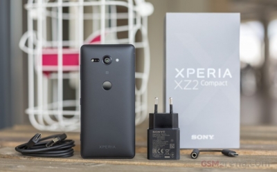 نقد و بررسی گوشی سونی Xperia XZ2 Compact - تکفارس 