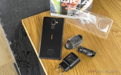 نقد و بررسی Nokia 7 Plus - تکفارس 