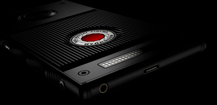 گوشی Hydrogen One شرکت RED توسط شرکت‌‌های Verizon و AT&T عرضه می‌شود - تکفارس 