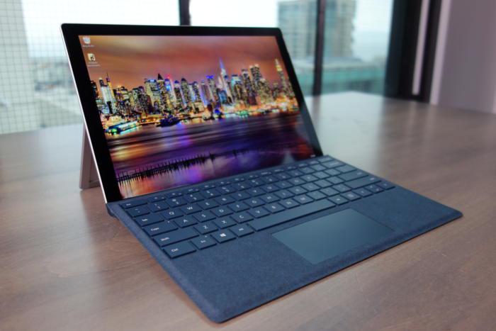 مایکروسافت (۲۰۱۷) Surface Pro را با ۱۰ درصد تخفیف روی تبلت و لوازم‎جانبی آن بفروش می‎رساند - تکفارس 