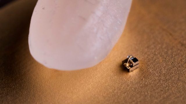 کوچکترین کامپیوتر جهان که ابعادش تنها ۰٫۳ میلیمتر است - تکفارس 
