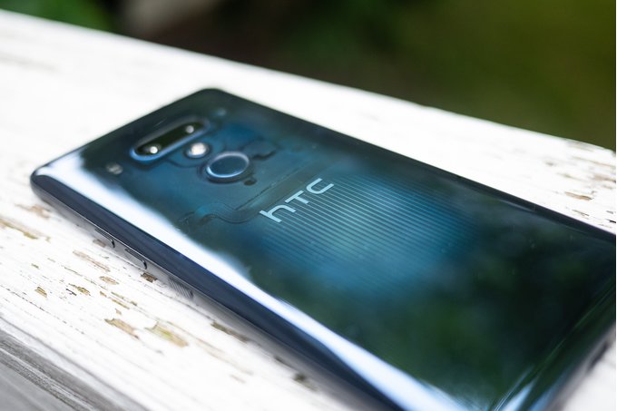 طبق آمار فروش HTC کم و کمتر می شود - تکفارس 