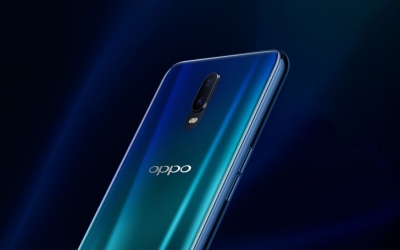 گوشی Oppo R17 با حسگر اثر انگشت درون صفحه نمایش معرفی شد - تکفارس 