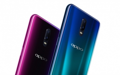 گوشی Oppo R17 با حسگر اثر انگشت درون صفحه نمایش معرفی شد - تکفارس 