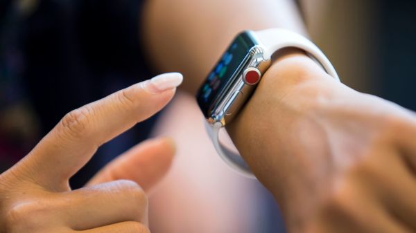 کنفرانس اپل ۲۰۱۸ | اپل لحظاتی پیش ساعت هوشمند Apple Watch را معرفی کرد - تکفارس 