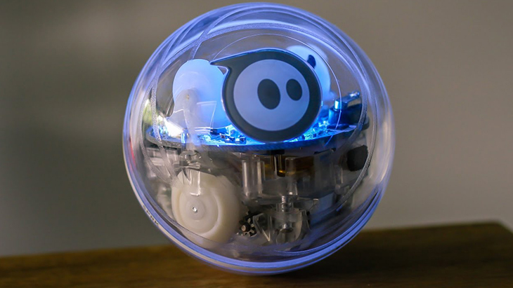 Sphero Bolt | رباتی از نسل آینده - تکفارس 