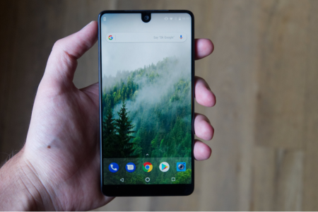 Essential Phone بروزرسانی اندروید Q را در ۲۰۱۹ دریافت خواهد کرد - تکفارس 