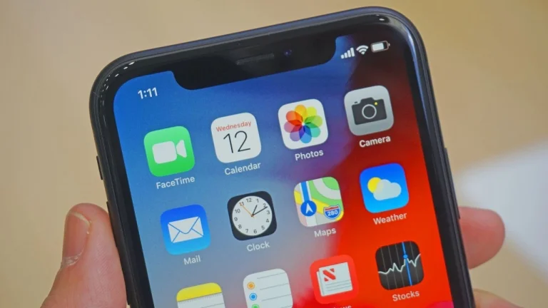 بررسی اولیه گوشی آیفون ایکس آر (iPhone XR) - تکفارس 