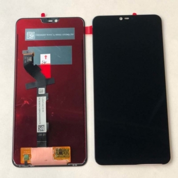تصویری از پنل جلویی گوشی شیائومی Redmi 6 Note منتشر شده است که بریدگی صفحه نمایش آن را نشان می‌دهد - تکفارس 