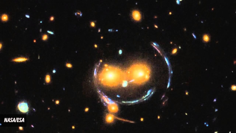 ثبت یک لبخند در فضا توسط تلسکوپ هابل ناسا - تکفارس 