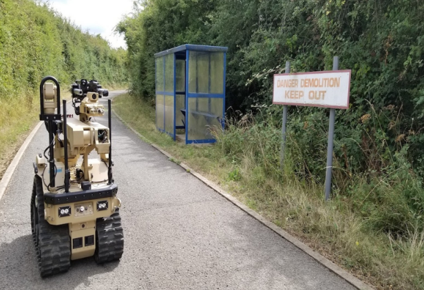 ربات خنثی کننده‌ی بمب ارتش انگلستان، ویژگی‌های جدیدی را ارائه می‌دهد - تکفارس 