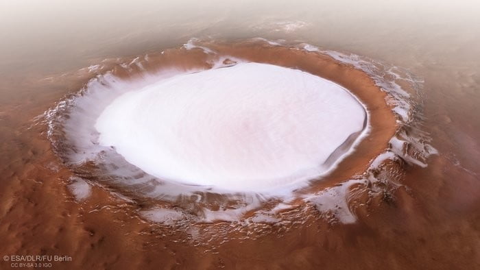 ارسال تصاویر از دهانه‌ی یخ زده در مریخ توسط Mars Express - تکفارس 