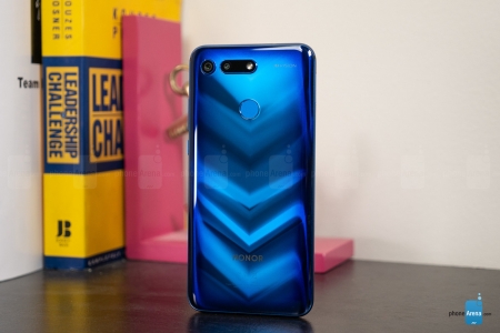 نقد و بررسی Honor View 20 - تکفارس 