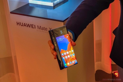هوآوی Mate X با صفحه نمایش تاشو و ۵۵W SuperCharge معرفی شد - تکفارس 