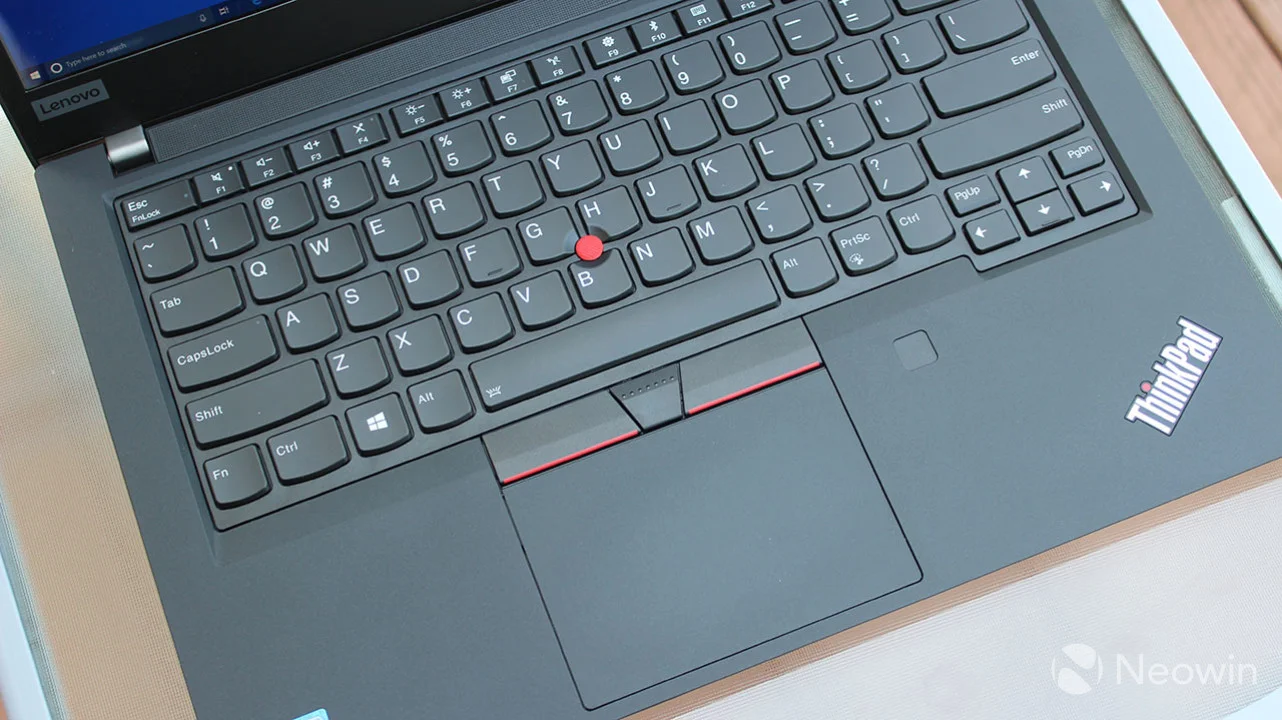 بررسی تخصصی لپ‌تاپ Lenovo ThinkPad T490 - تکفارس 