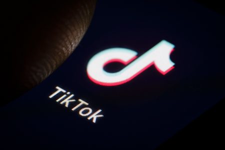 اجرای برنامه‌های آموزشی با TikTok در هند - تکفارس 