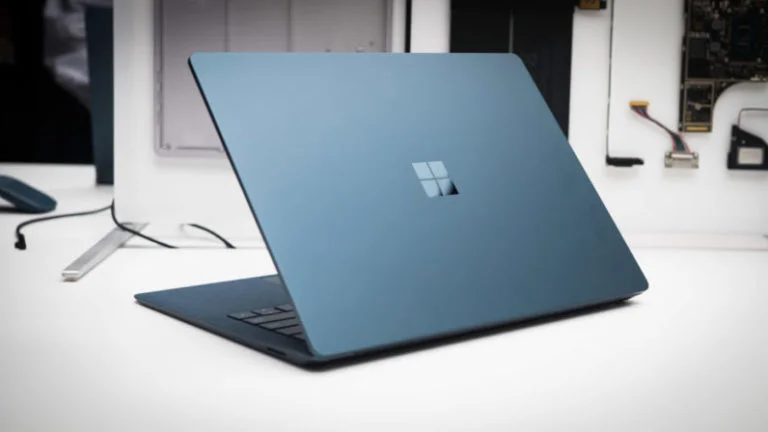 جزئیات بیشتر از لپ‌تاپ ۱۵ اینچی Surface Laptop 3 - تکفارس 