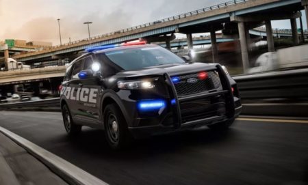 به کار گرفتن Police Interceptor Utility 2020 توسط اداره پلیس ایالات متحده - تکفارس 