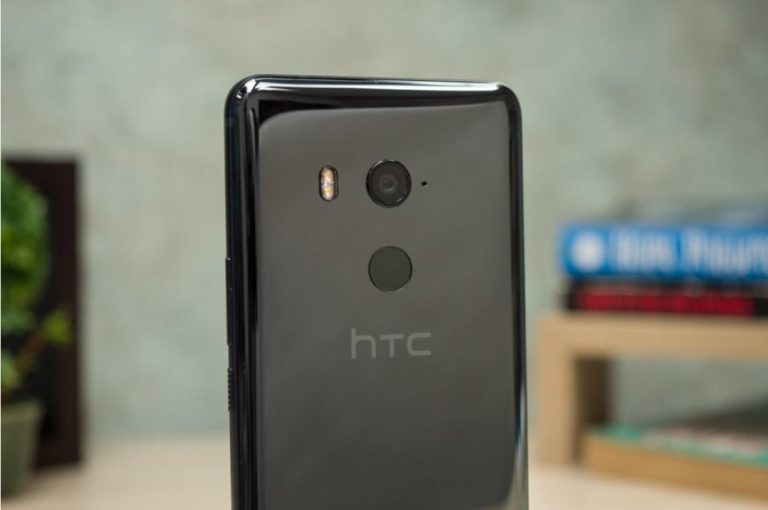 HTC سرانجام روند نزولی درآمدهای خود را متوقف ساخت - تکفارس 
