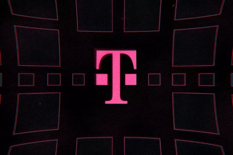 اطلاعات حساب برخی از مشتریان T-Mobile موردحمله قرارگرفته است - تکفارس 