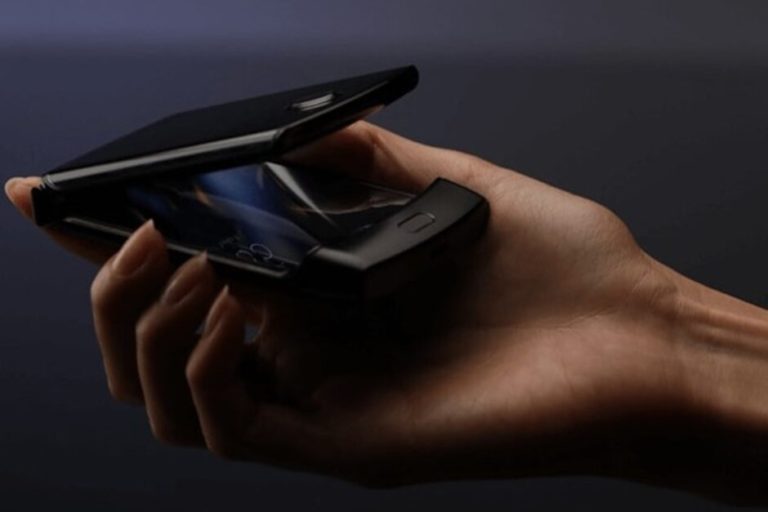 اولین تصاویر گوشی‌ هوشمند Motorola Razr منتشر شدند - تکفارس 
