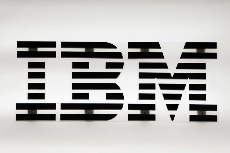 کرونا IBM را به اعمال محدودیت برای کارکناش واداشت - تکفارس 