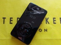 سونی اریکسون W707 با نمایشگر دکمه‌ای منحصر‌به‌فرد فاش شد - تکفارس 