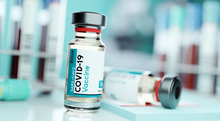 واکسن کرونا به بالای ۷۵ ساله‌ها رسید؛ لینک ثبت نام - تکفارس 