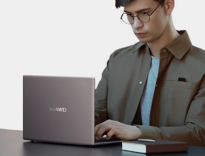 چرا لپ تاپ هواوی MateBook X Pro بهترین گزینه برای مدیران و صاحبان کسب و کار است؟ - تکفارس 