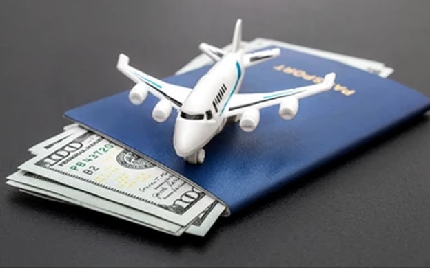 آشنایی با بلیط هواپیما چارتری، از قوانین تا راهنمای خرید - تکفارس 