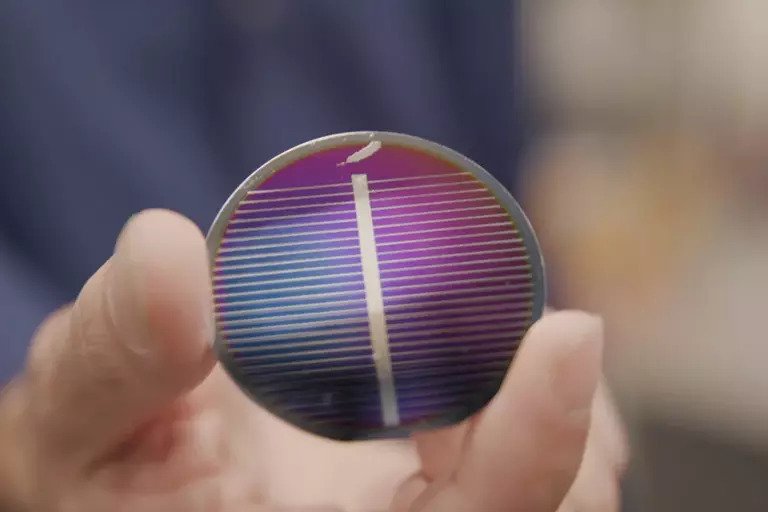 سلول خورشیدی بلو اوریجین