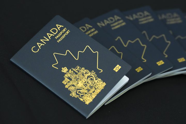 پاسپورت جدید کانادا