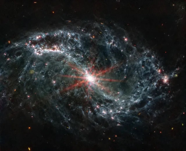 تصویر برتر فضایی تلسکوپ جیمز وب