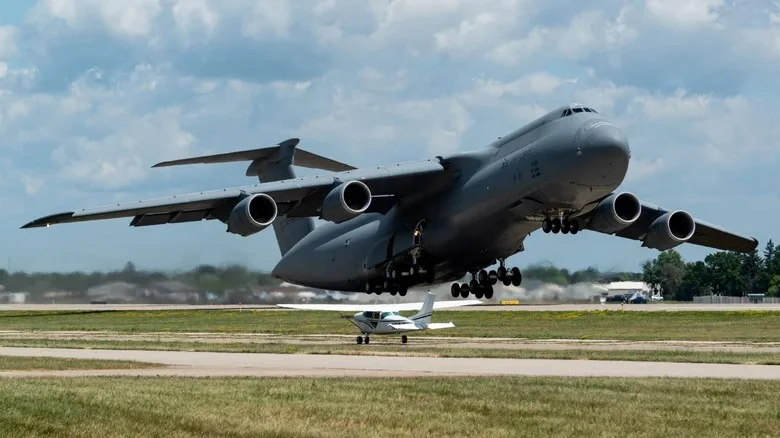 Lockheed C-5 Galaxy